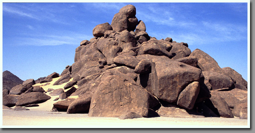 Boulders of Jebel Uweinat